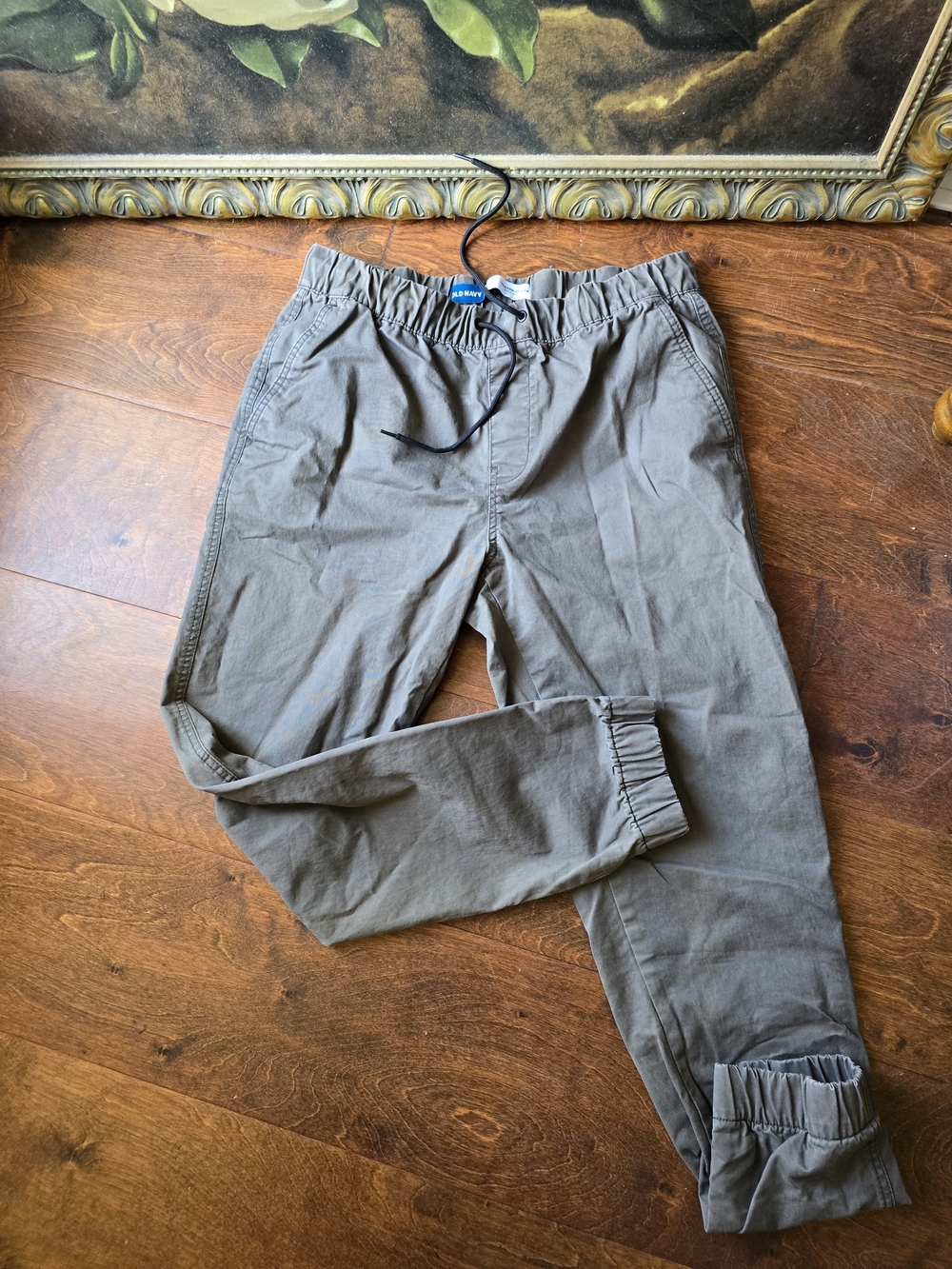 Old Navy Men's Olive Green Elastic Waist Joggers